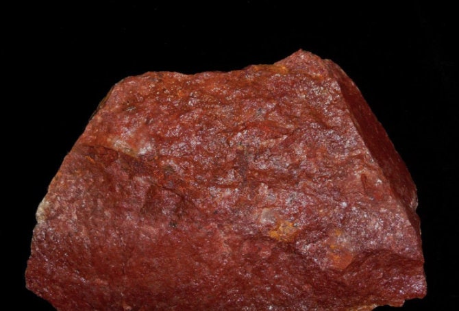 Red Quartz, Rough Natural Stones